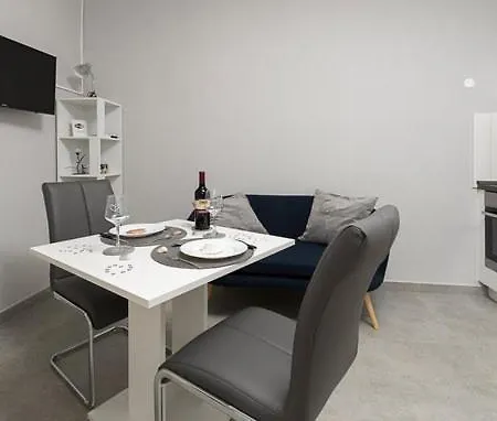 Apartman Nina Rovinj Exterior photo