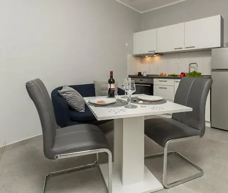 Apartman Nina Rovinj Exterior photo
