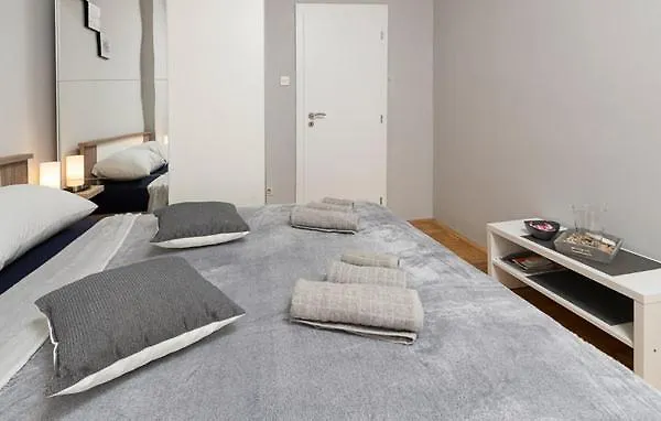 Apartman Nina